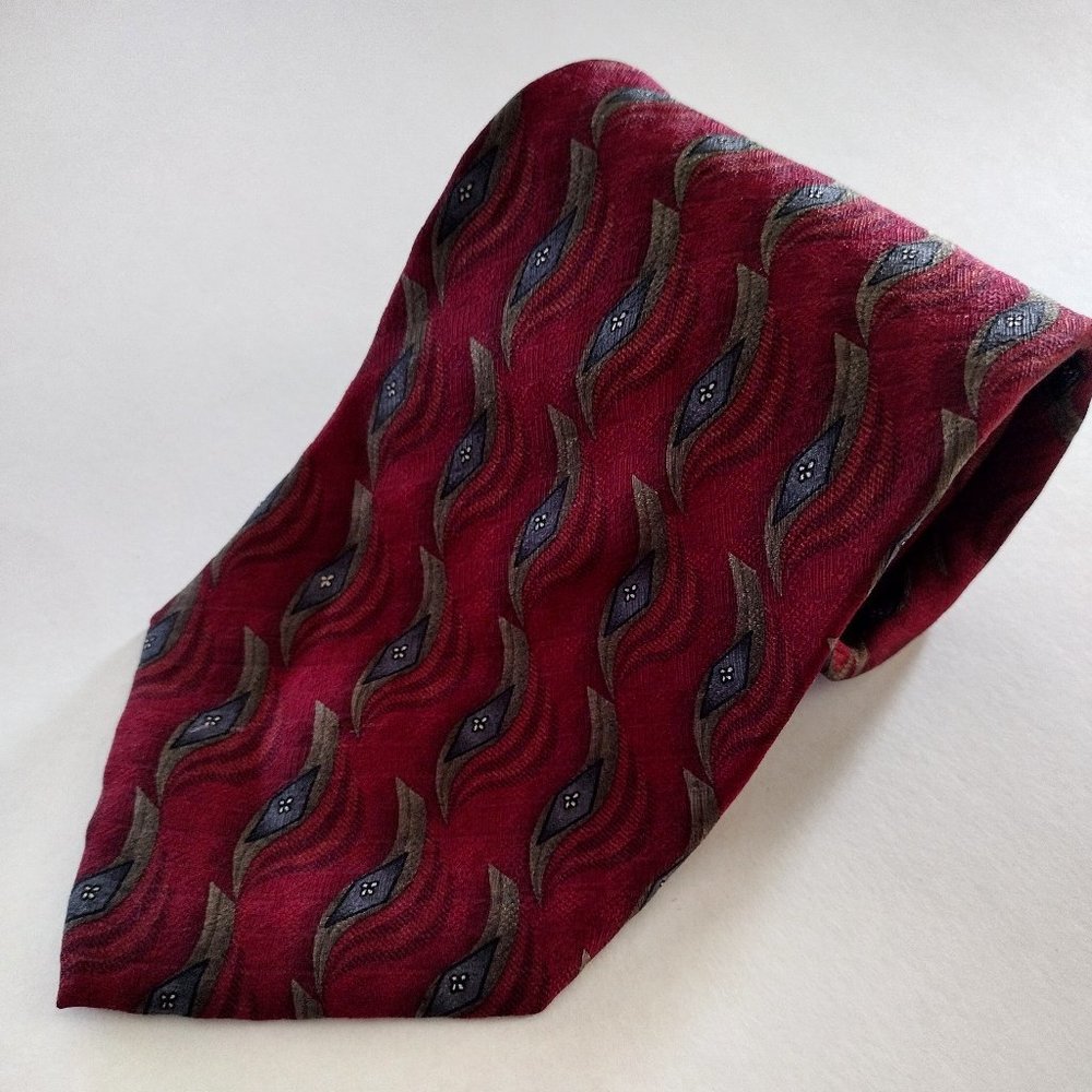 Vintage J.Z. Richards for Nordstrom Red Handmade Silk Necktie 4 x 58